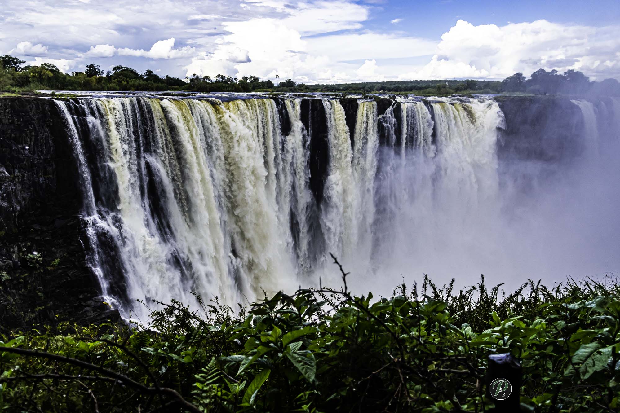 Victoria Falls 